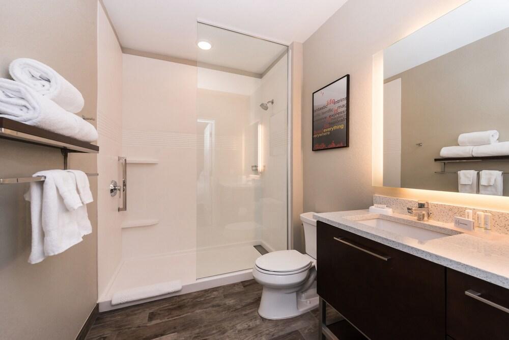Towneplace Suites By Marriott Detroit Belleville Exterior foto
